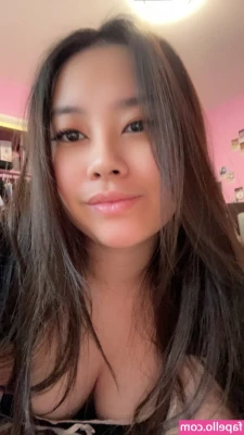 Cryingmayonnais - I asked you on twitter to guess the color of my panties underneath my