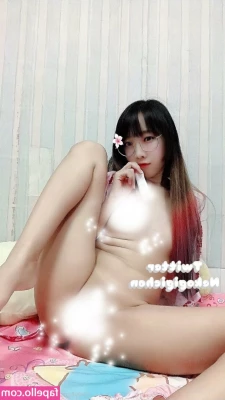 nekogigichan - Here's a list of services I offer!  ❤️ CUSTOM VIDEOS ❤️ •