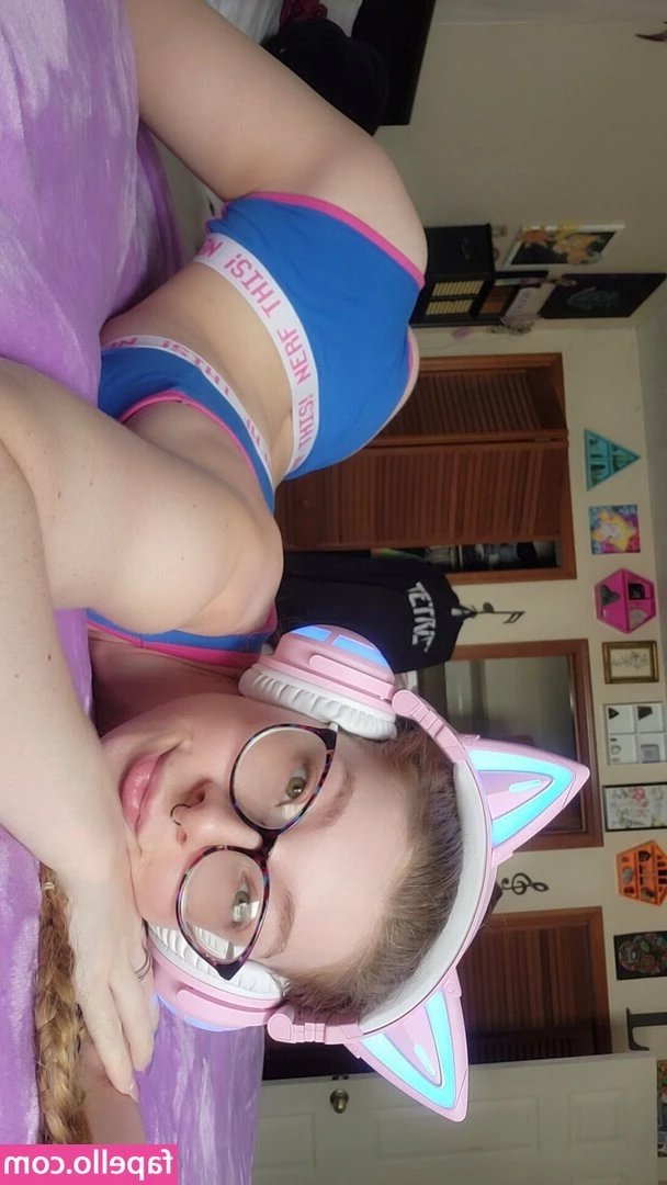 saturniibae - In our chat xo