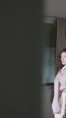 Minatozaki Sana [ minatozaki-sana ] - Blowin bubbles… and other stuff too…