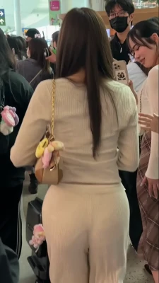 Minatozaki Sana [ minatozaki-sana ] - 38DDD boob play!!! 💕💕💕