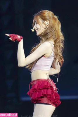 Minatozaki Sana [ minatozaki-sana ] - ATTENTION! Everyone who had custom orders for Tuesday!! You’ll be