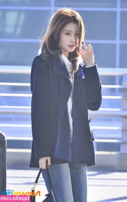 Minatozaki Sana [ minatozaki-sana ] - I always adore gifts
