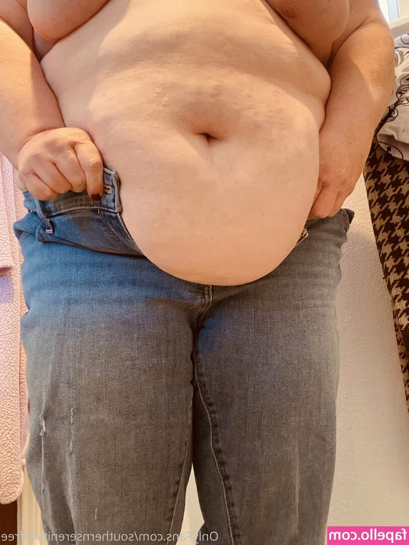 southernserenity42free - This kitty loves to tease 😉   💗check your DMs for the whole