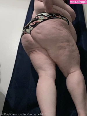 southernserenity42free - Wanna watch me suck this rainbow cock?
