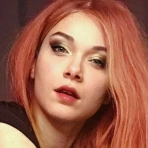 RoseRedGoddess