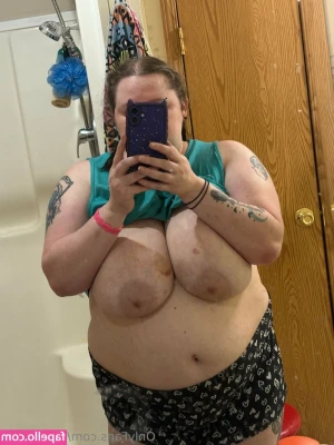 bkitty1331 - Morning!  Wanna get started on the week of pink & lovin now?😘