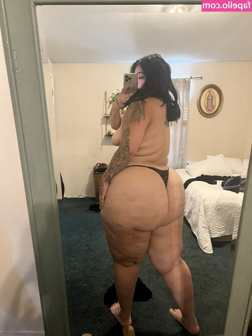 esmeluvsyouxoxo - Jenna... One of the most beautiful women and bodies I've ever shot!