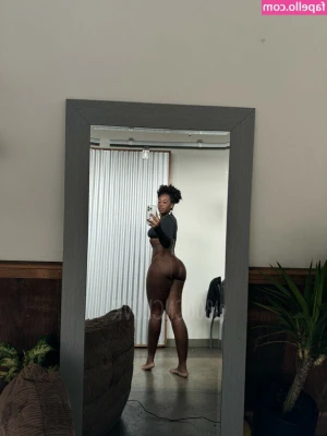 srirachadaddy - Flapper and Green Velvet looks. Here's some exclusive nude teasers to