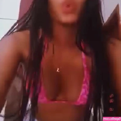 Laura Santos [ laura-santos ] - Goodmorning 🙂