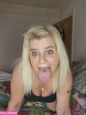 mrsgrannypants - Sunday Bumday! 🤗 Can you believe I moved a whole month ago? Here's