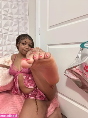miapiya - Getting on cam!!! Link in bio!! Live show tab!!! (: