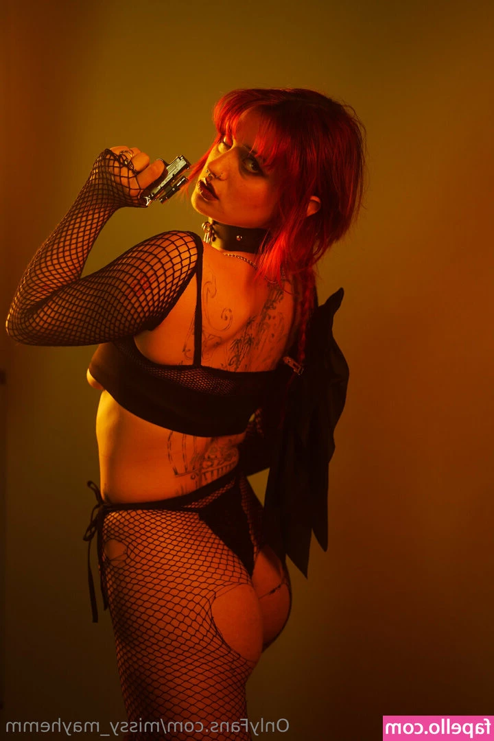 missy_mayhemm [ missy-mayhemm ] - Night night horny fuckers! Hope you've all had a good weekend. Sweet