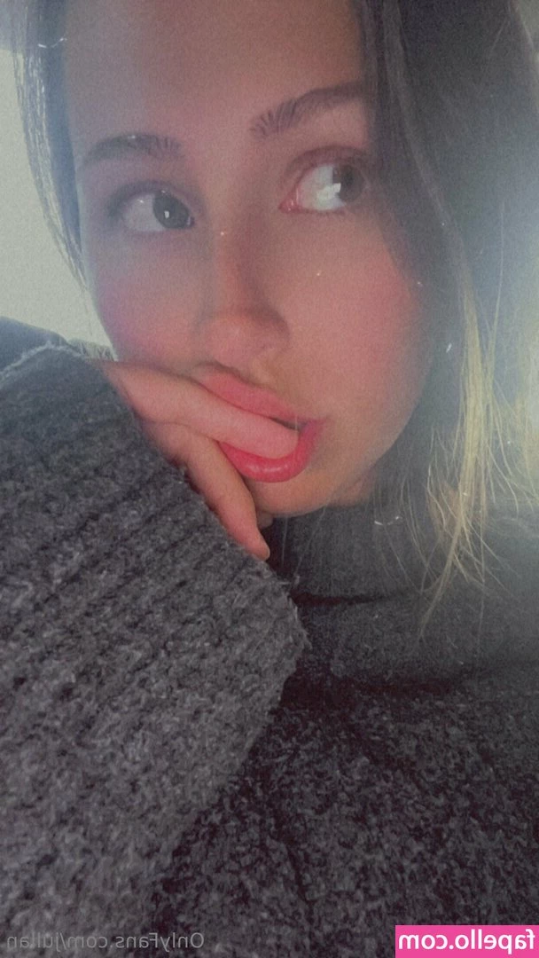 jullan - My feet look so cute in these pics  If only it was your dick in
