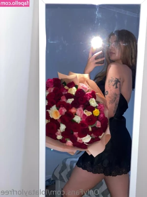 lolataylorfree - Ratchet club bathroom