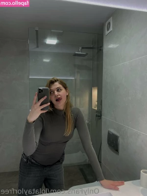 lolataylorfree - Si queréis el vídeo completo habladme por privado
