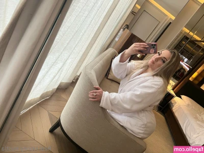 realhoneyhustla - Yummy booty
