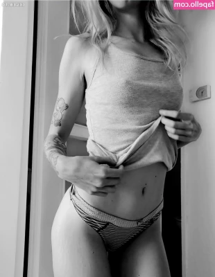einfachsonina - Happy Flash Friday  Xo