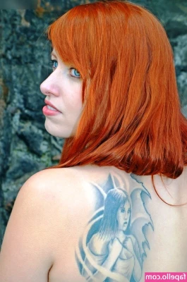 einfachsonina - Just thinking about how pretty she is