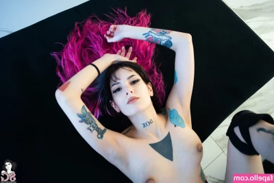 Fthemoney - Good morning say it back  Swipe for a booty pic  tip and I ll move