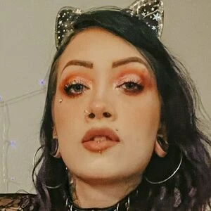 Violetreigncb