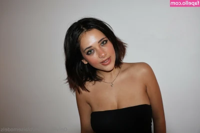 blaisemodels - Tease or not...