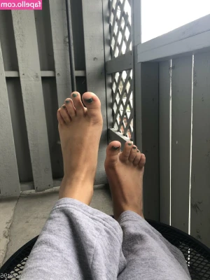 missviolet96 - shower with me?