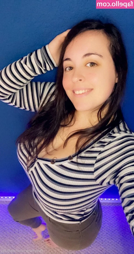 Stef Juicy [ stef-juicy ] - Are you an ass fan babe?  https://onlyfans.com/840717269/jezebeljuggz