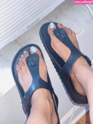 vee_feet [ vee-feet ] - If you’re feeling a little spicy today and want a chance to get