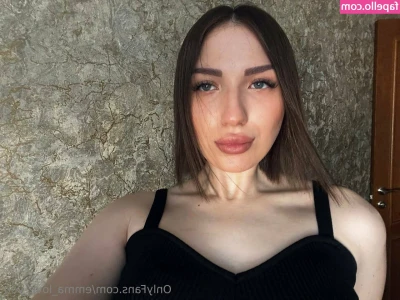 emma_love_you [ emma-love-you ] - I woke up so horny this morning I had to cum 💦