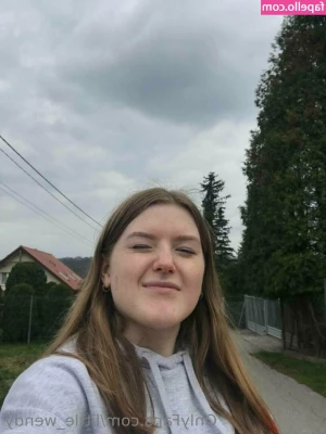 little_wendy [ little-wendy ] - Wish I was on top of you