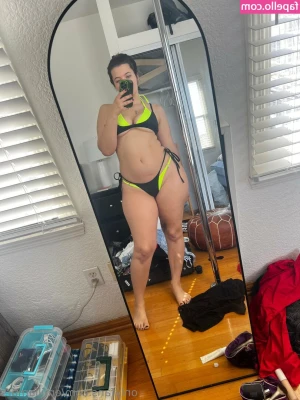 emiliamars - Rate this pic 1-10 🔥