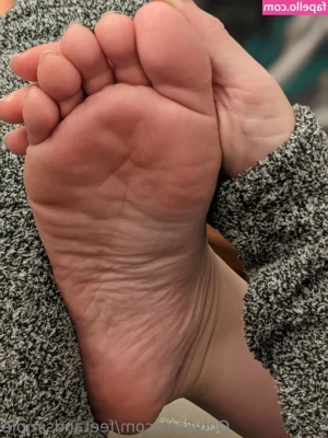 feetandsimple - Flower 🌺 power