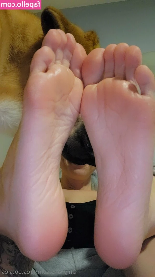 teestootsies - I got you if you got me!