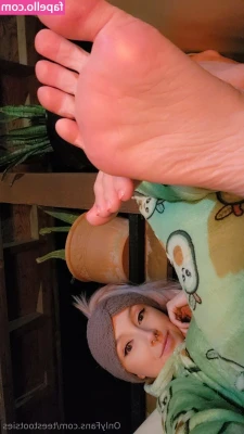 teestootsies - Who wants to be my little slut today?