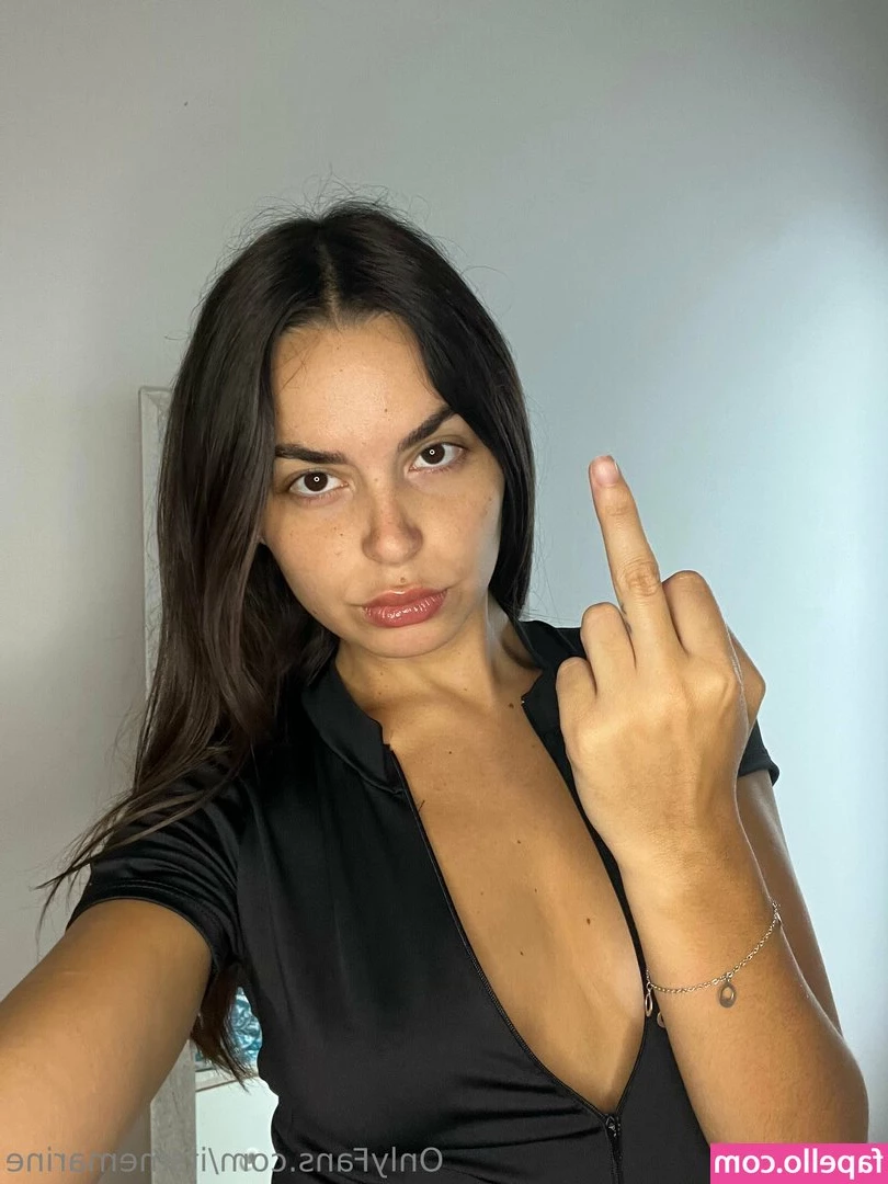 itsmemarine - Què tal el outfit   Se vienen varios sets de febreroooo  los quiero