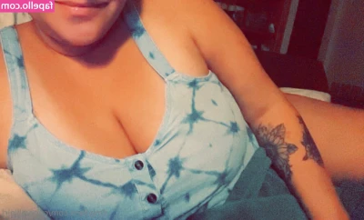 curvyalligirl - Not much cum left alas (a greedy cumslut ate it) but for the record I