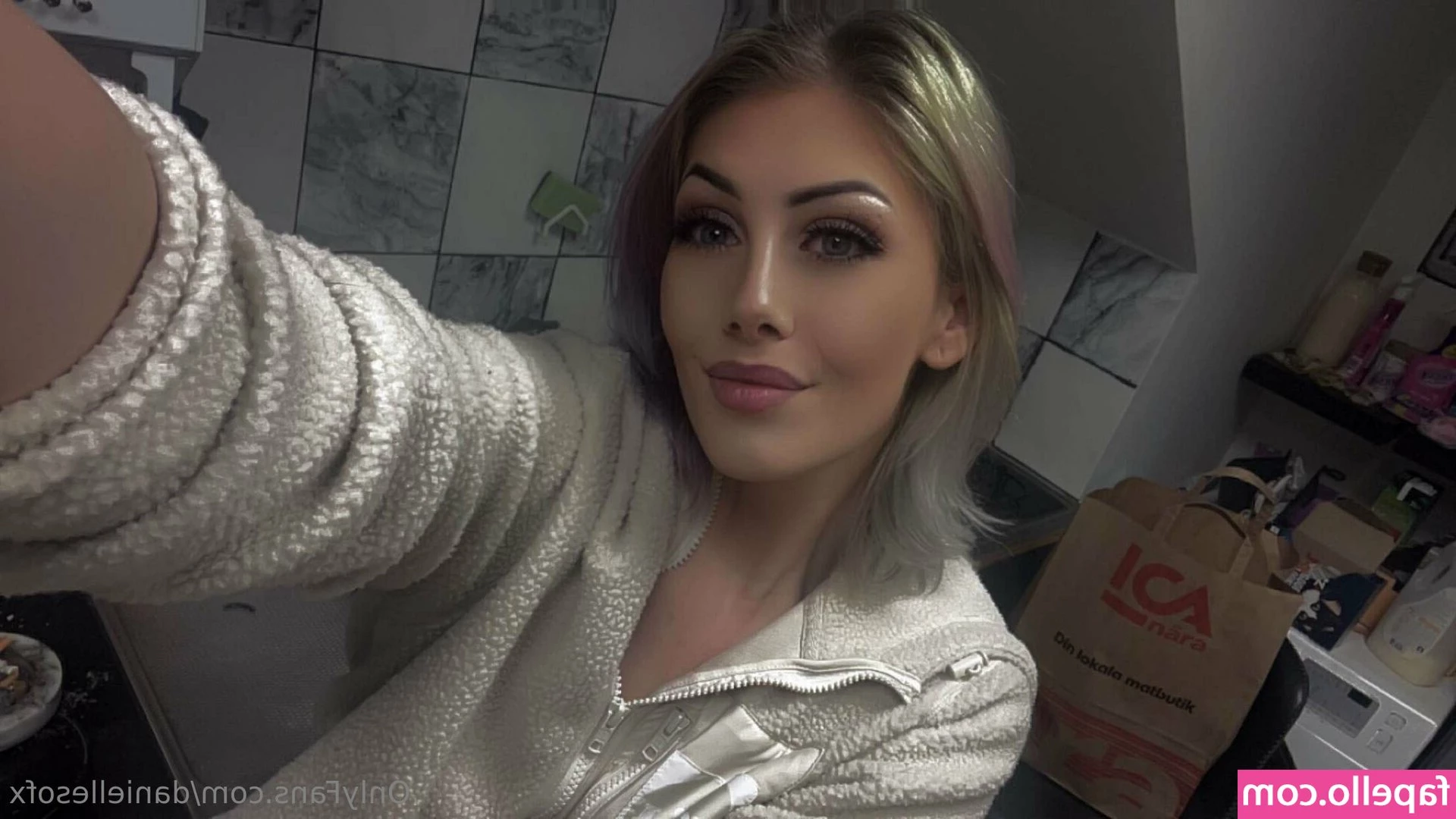 daniellesofx - Do gym leggings make you weak!