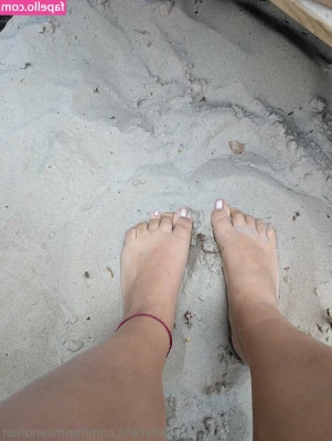 momsandfeet - Worship this pussy 👅