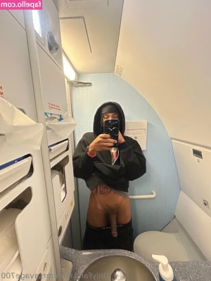 mrsavage700 - PSA:  Hey y’all my onlyfans messaging has been acting really weird,