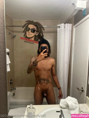 mrsavage700 - Good morning fuckers!! Today I get to play with a super sexy babe!