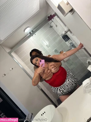 mrsavage700 - Baby, do u like my tattooed body? 💣😜