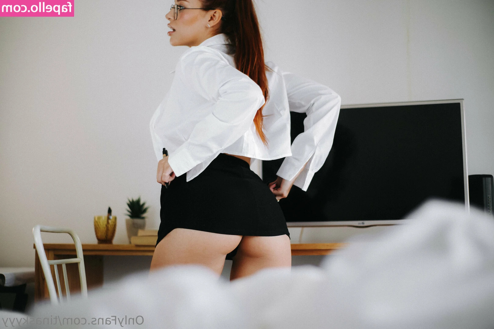 tinaskyyy - How does 69 sound to start this morning?