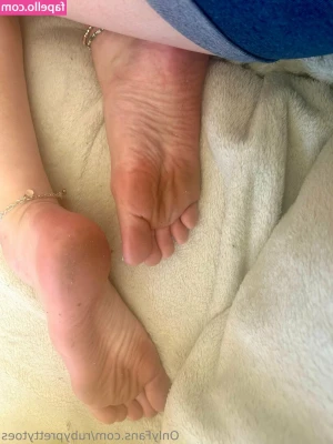 rubyprettytoes - Pure pleasure and sultry poses ☀️ Want to see more? Let's get