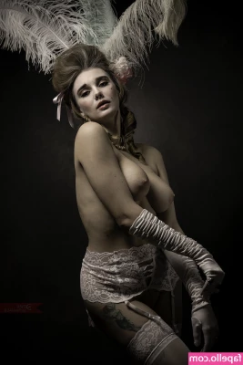 Natali Tihomirova [ natali-tihomirova ] - Daddy is warming me up nicely! 😈 part 1