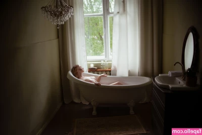 Natali Tihomirova [ natali-tihomirova ] - I behaved too bad  I got my punishment       greta-l