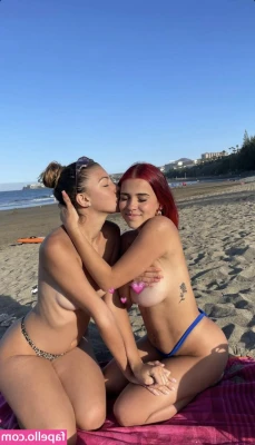 Kiara Rosario [ kiara-rosario ] - Wish I had someone to shower with today 🥺