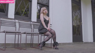 Mizuhashi Mai [ mizuhashi-mai ] - All this ass needs a kiss