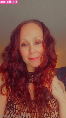 jennsowett - More fun with @meat4feet 😜 no rushing here I take my time!