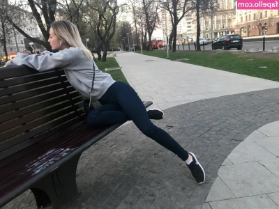 Na_podhvate [ na-podhvate ] - Are you a feet fan? If yes what are you looking for in Foot Content?